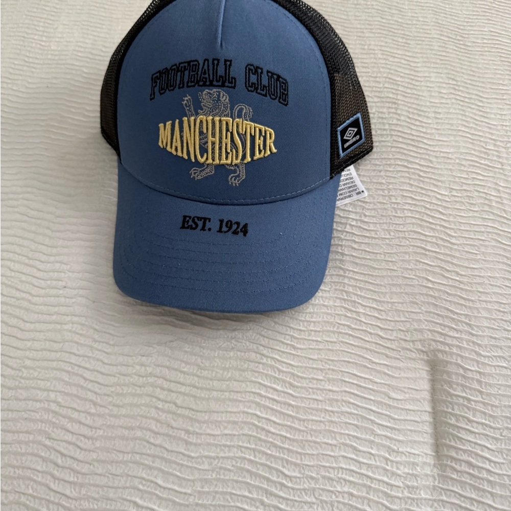 Manchester Football Club Cap **NEW W TAGS ATTACHED
